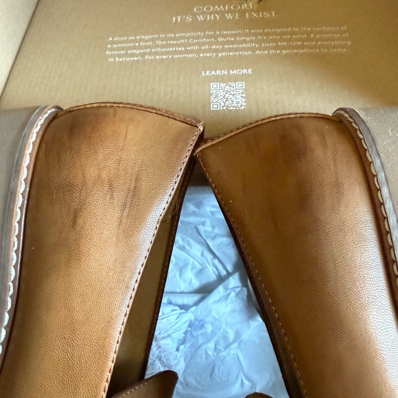 Naturalizer Cabaret Loafers - Picture 3 of 9